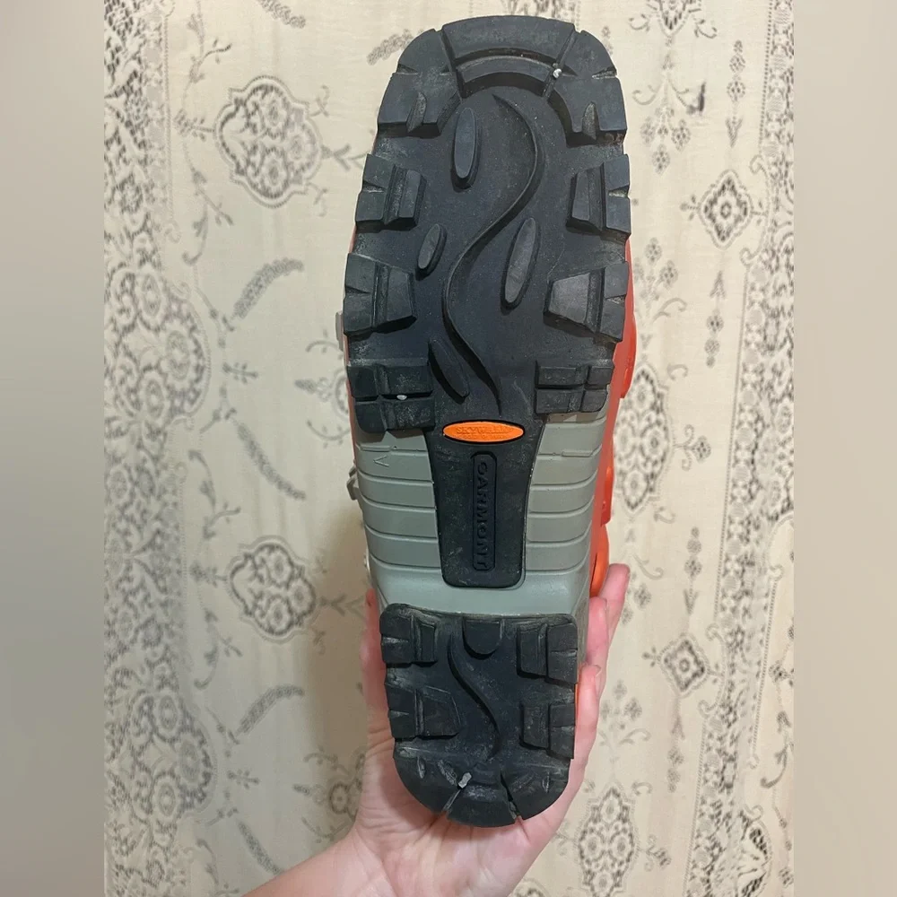 Garmont: She-Ride women's alpine touring ski boots